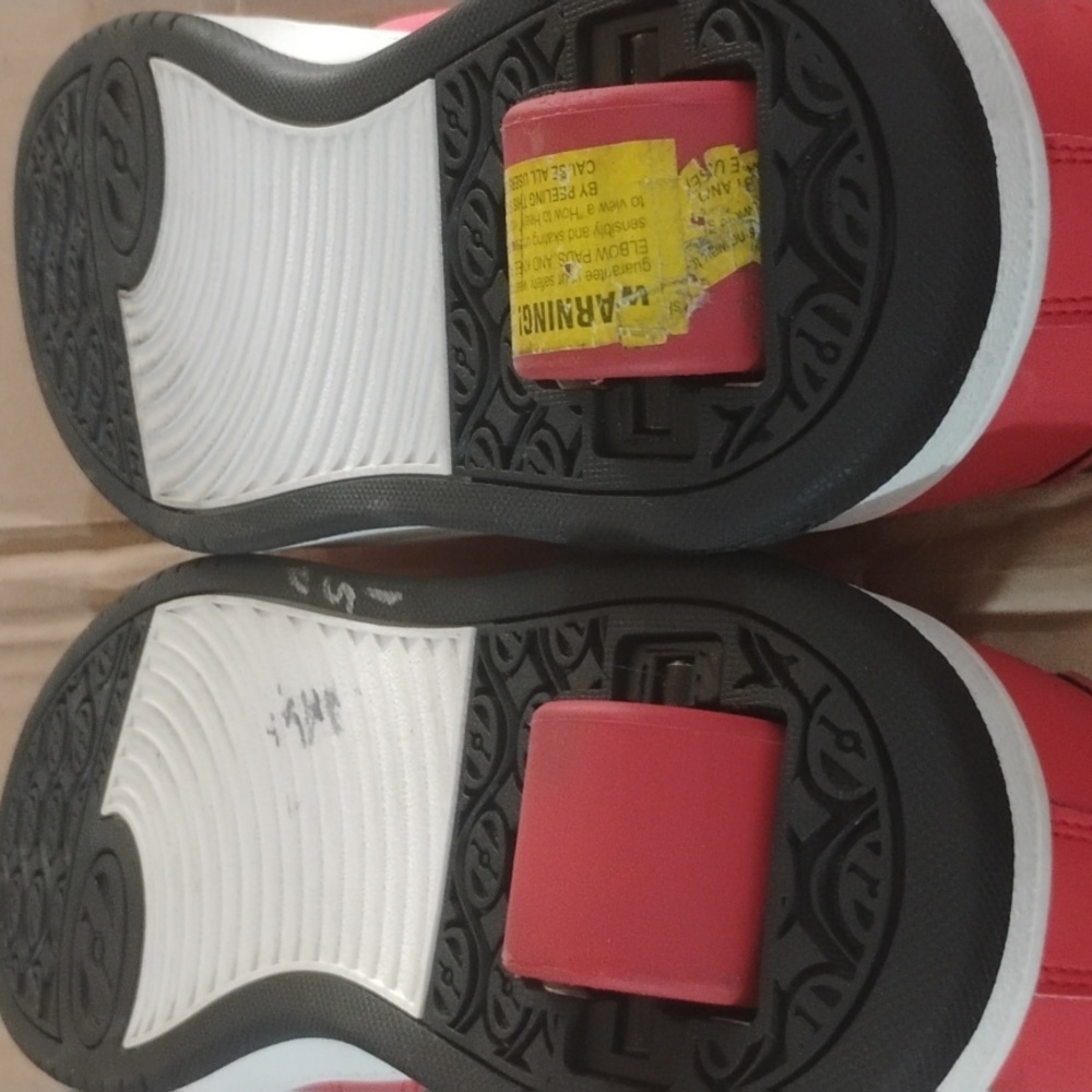 Heelys - Picture 7 of 10